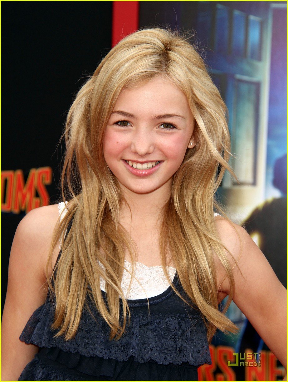 Peyton List: 'Mars' Is The 'Limit': Photo 408584 | Peyton List Pictures |  Just Jared Jr.