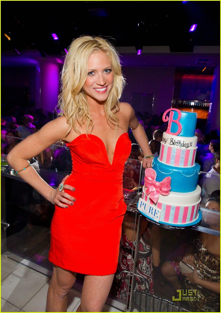 Brittany Snow: Birthday Party at Pure! | Photo 407751 - Photo Gallery