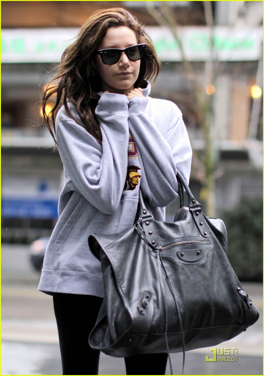 Ashley Tisdale: Rainy Day Workout | Photo 408831 - Photo Gallery | Just ...
