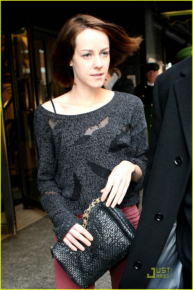 vanessa hudgens sp london dinner 10