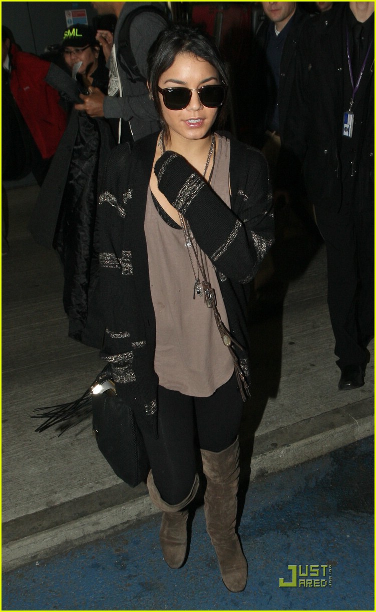 vanessa hudgens sp london dinner 14