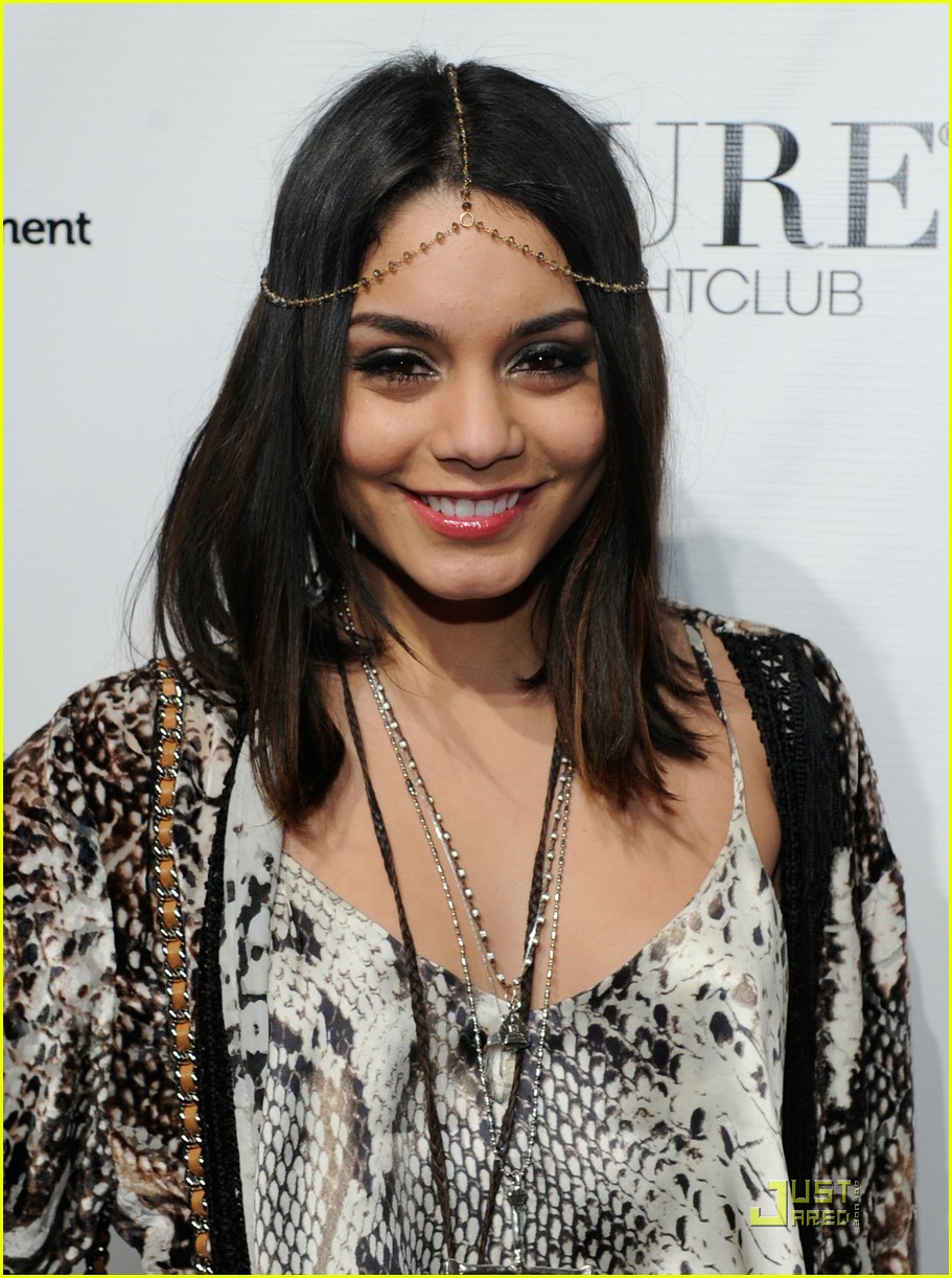 Full Sized Photo of vanessa hudgens pure haute betts 33 | Vanessa