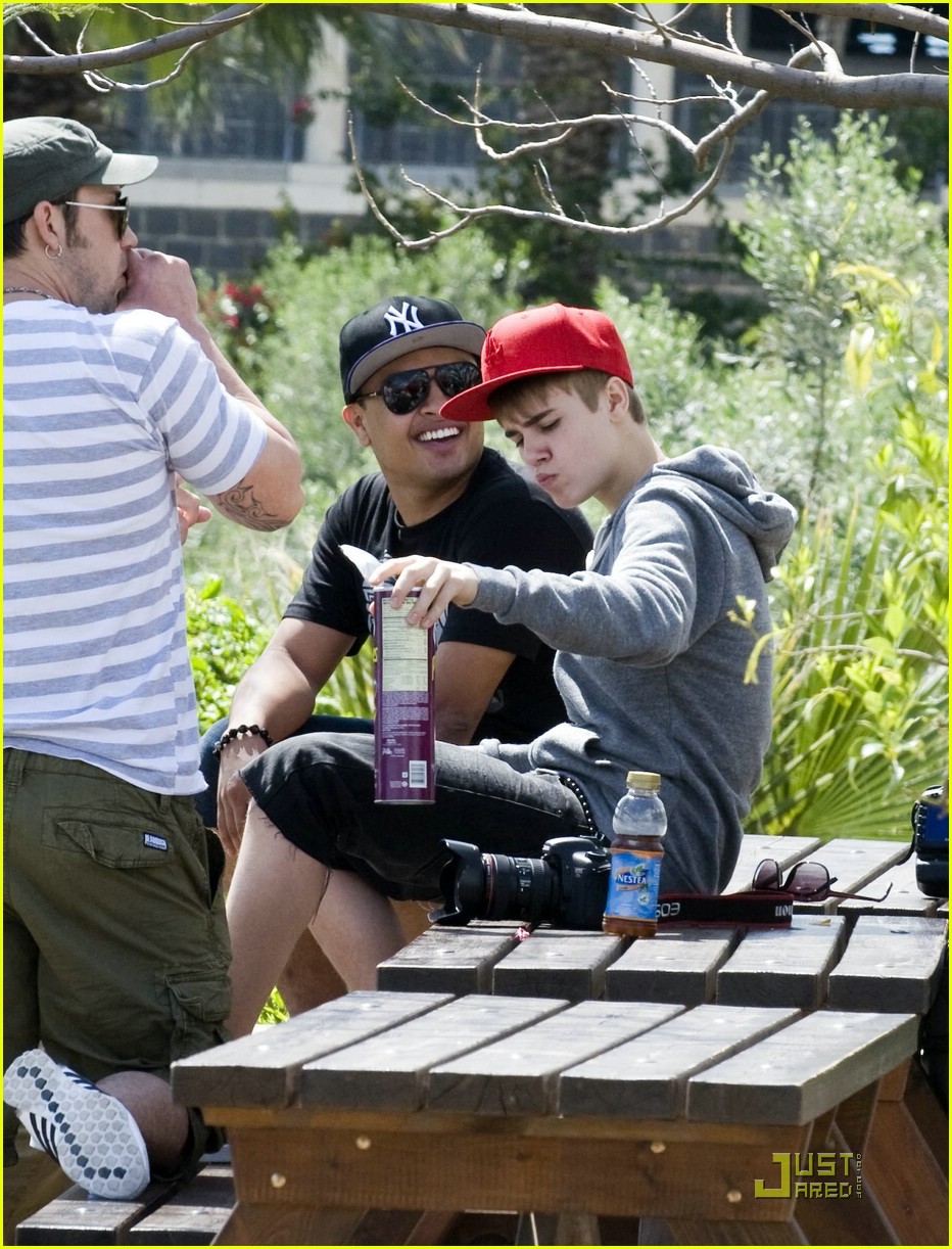 Justin Bieber Nabs 11 Billboard Music Award Nominations! Photo 413055 Photo Gallery Just