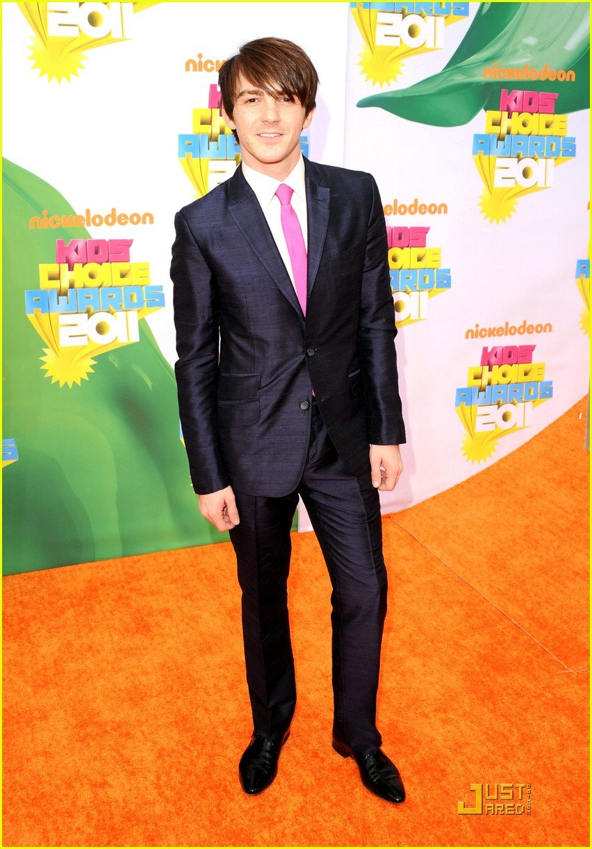 Drake Bell: Filming 'Fairly Odd Parents' Was Like A Reunion | Photo ...