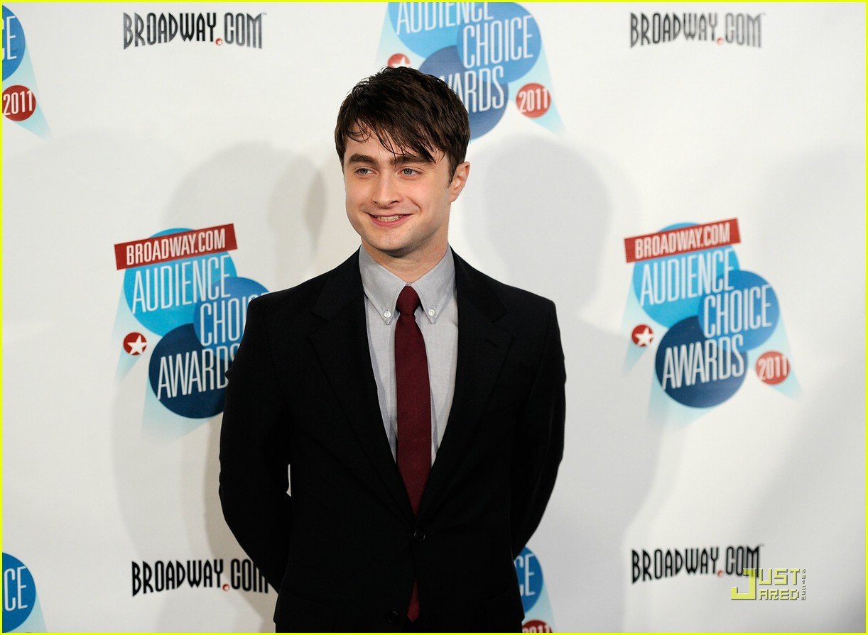 Full Sized Photo of daniel radcliffe audience choice 01 Daniel