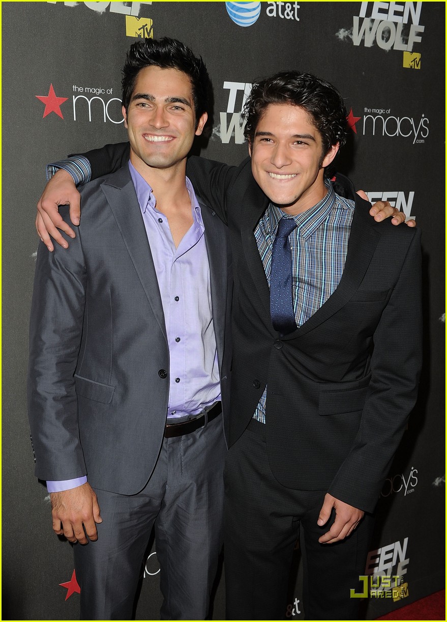 Tyler Posey Tyler Hoechlin Teen Wolf Premiere Pals Photo Tyler Hoechlin Tyler Posey Pictures Just Jared Jr