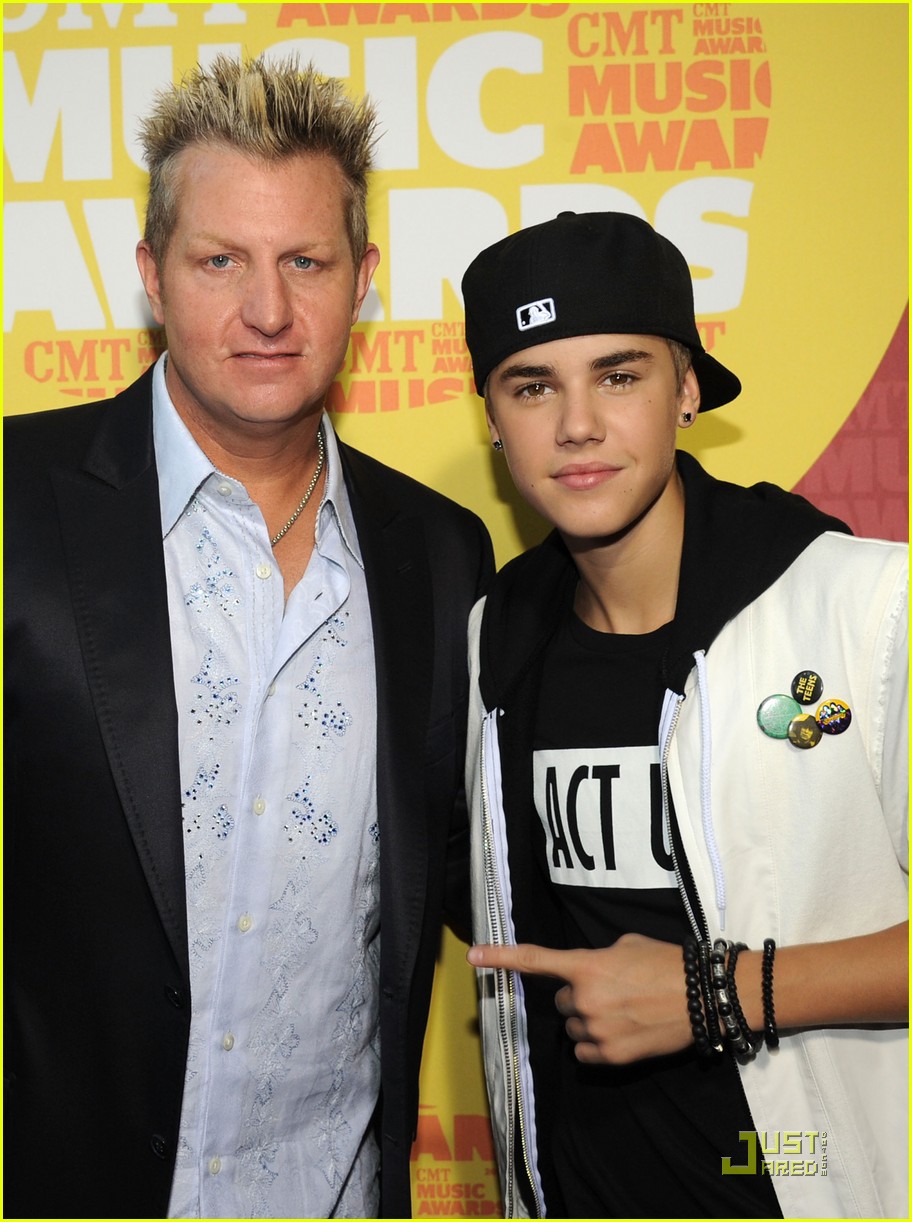 justin bieber cmt music awards 04