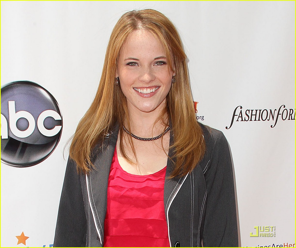 Katie LeClerc: ‘Switched At Birth’ Premieres TONIGHT! | Photo 420098