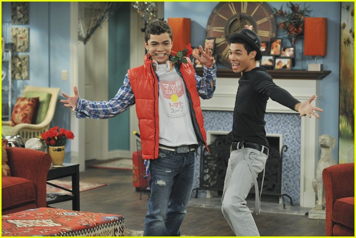 Adam Irigoyen And Roshon Fegan Tango And Twist Photo 423961 Photo Gallery Just Jared Jr