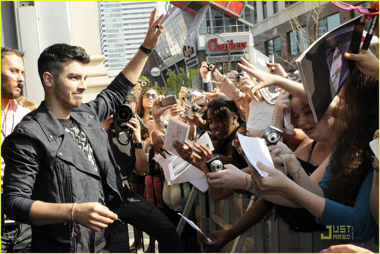 Joe Jonas New Music Live! Photo 425652 Photo Gallery Just Jared Jr.