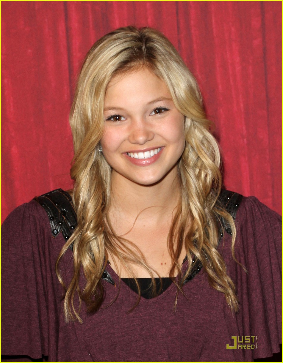 olivia holt fully charged 04
