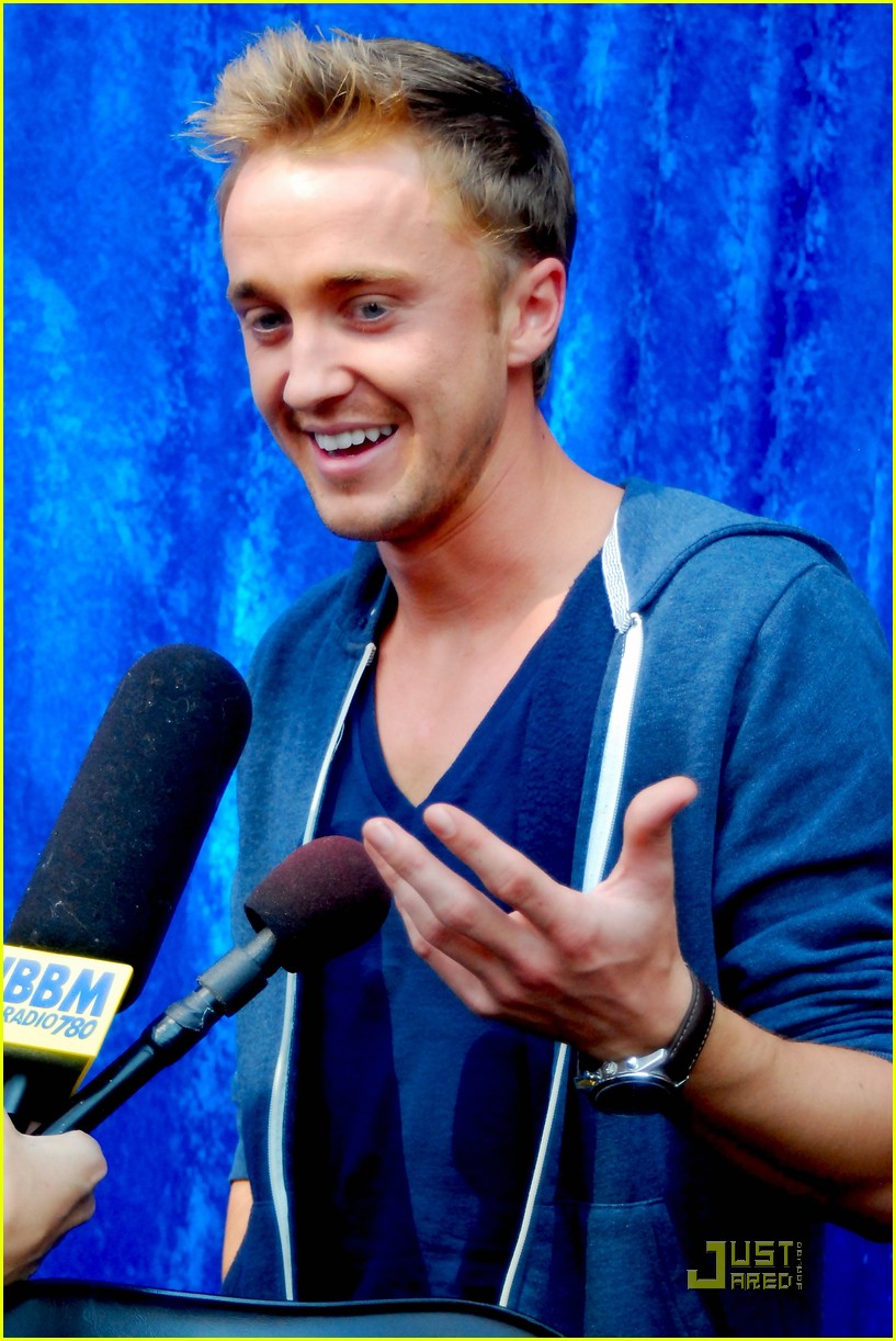 Tom Felton Chicago Cubs Ceremonial Pitcher Photo 427757 Photo Gallery Just Jared Jr