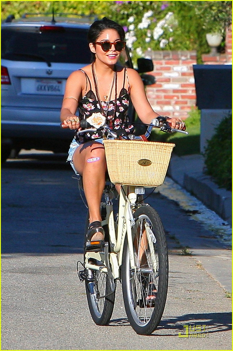 Full Sized Photo Of Vanessa Hudgens Bike Ride Vanessa Hudgens Bike Riding Beauty Just