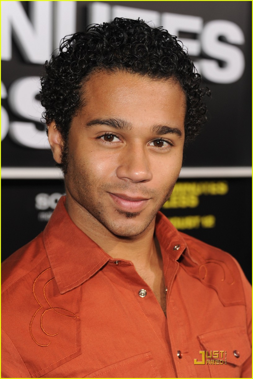 Corbin Bleu Scrubs Up for 'Nurse 3D' | Photo 430601 - Photo Gallery ...