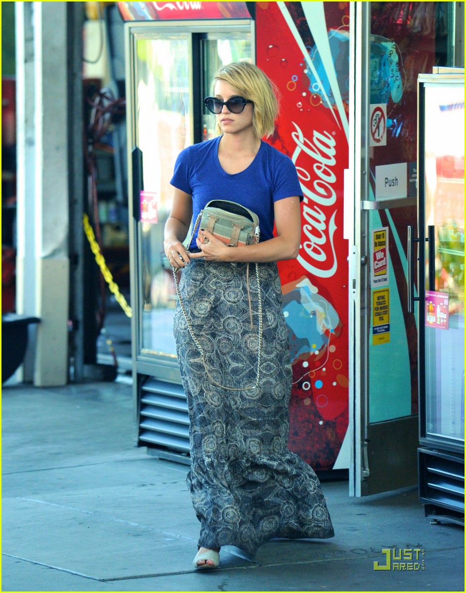 Dianna Agron: Gas Up & Go | Photo 429061 - Photo Gallery | Just Jared Jr.