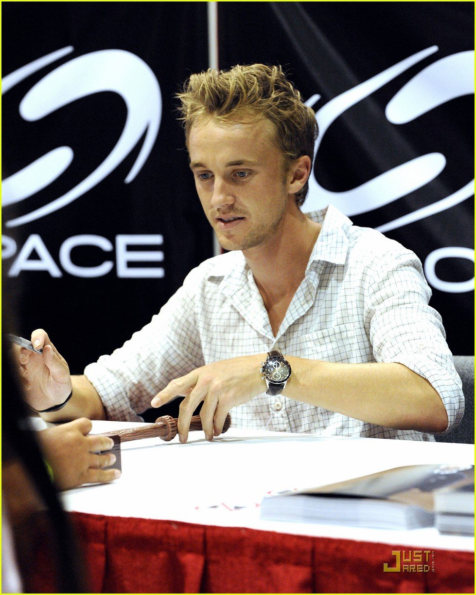 Full Sized Photo of tom felton fanexpo 05 Tom Felton FanExpo Fun! Just Jared Jr.