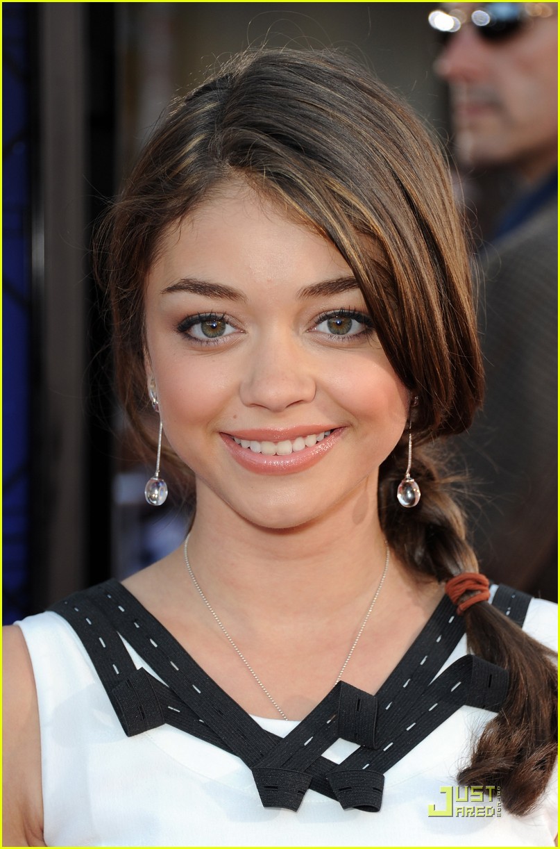 Sarah Hyland is a 'Glee' Girl | Photo 429907 - Photo Gallery | Just ...