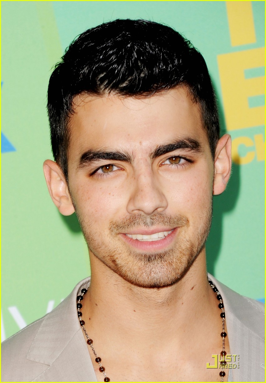 Joe jonas