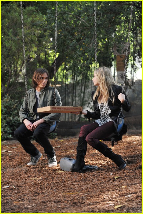 Ashley Benson And Tyler Blackburn Swinging Sweeties Photo 429402 Photo Gallery Just Jared Jr 1824