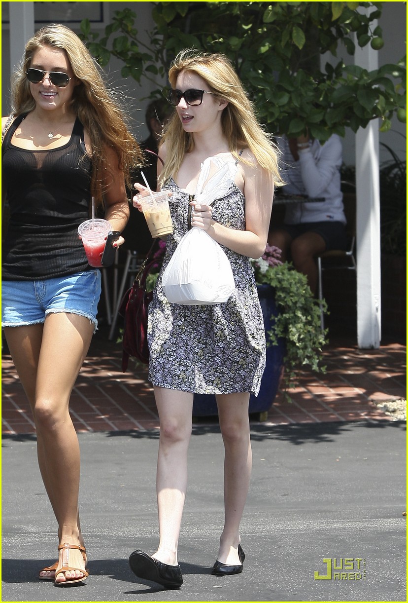 Emma Roberts: Mauro's Cafe Cutie! | Photo 430969 - Photo Gallery | Just