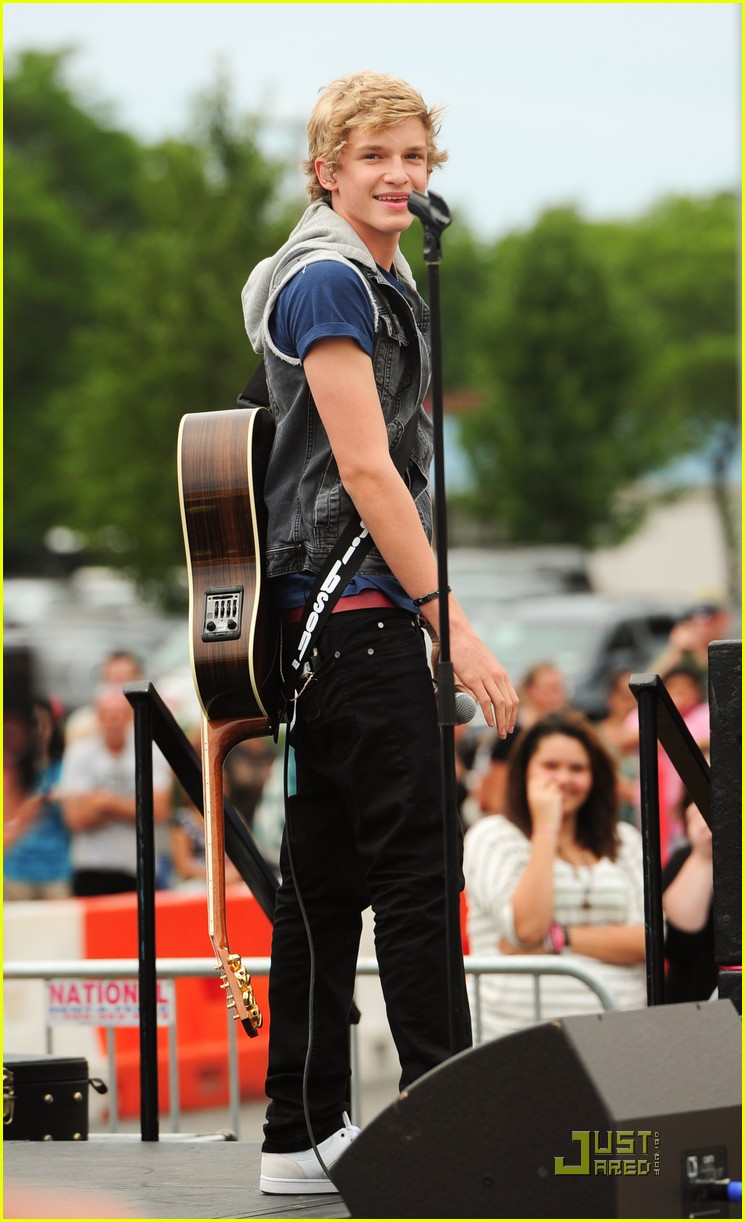 Cody Simpson: Smith Haven Mall Show! | Photo 430546 - Photo Gallery ...