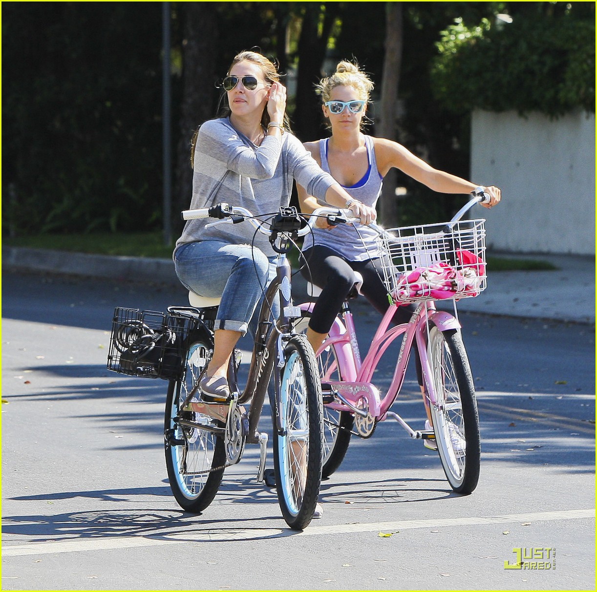 Ashley Tisdale & Haylie Duff Bike Around The Block | Photo 431626