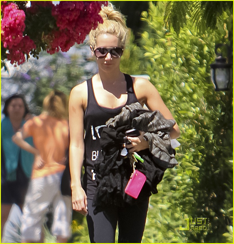 Ashley Tisdale Dentist Day! Photo 433313 Photo Gallery Just