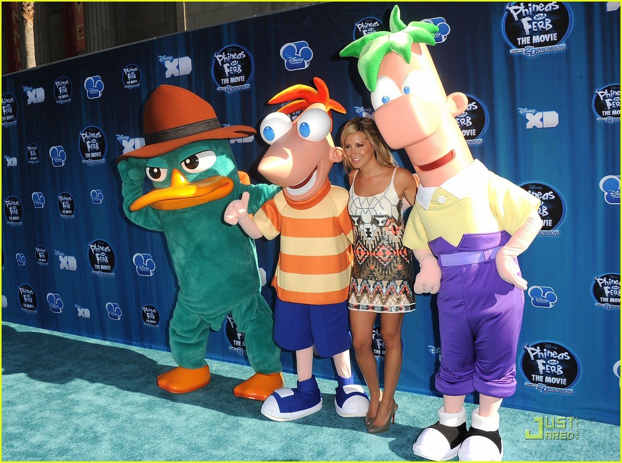 ashley tisdale phineas and ferb premiere 03