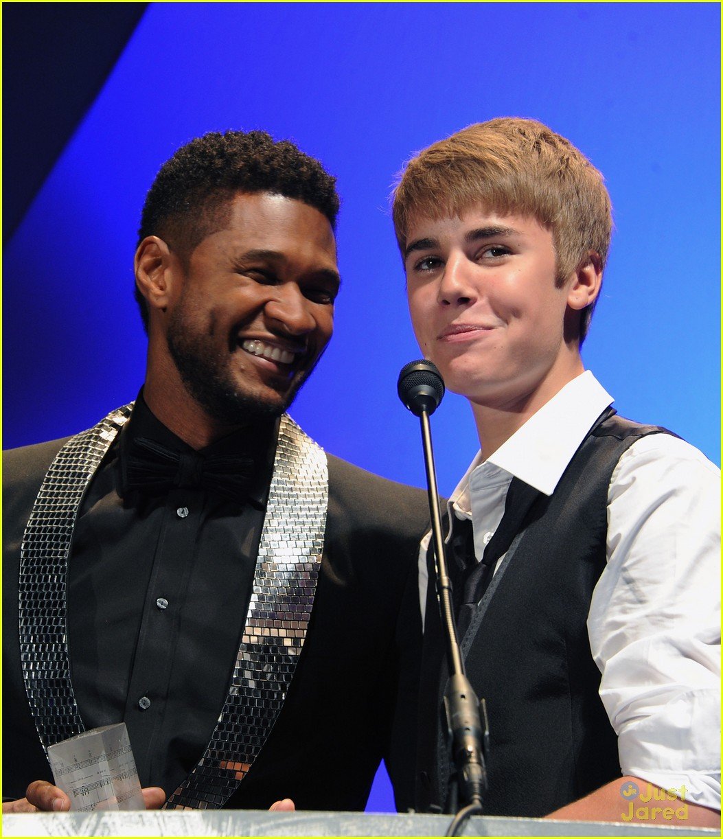 Justin Bieber: Christmas Album Collaboration With Usher! | Photo 439780 ...