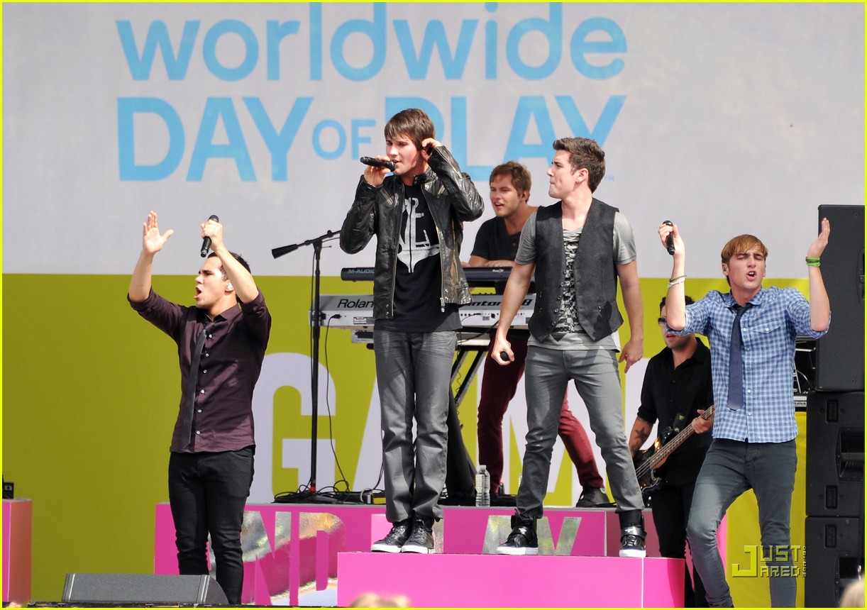 Big Time Rush: Worldwide Day of Play Performers! | Photo 438542 - Photo
