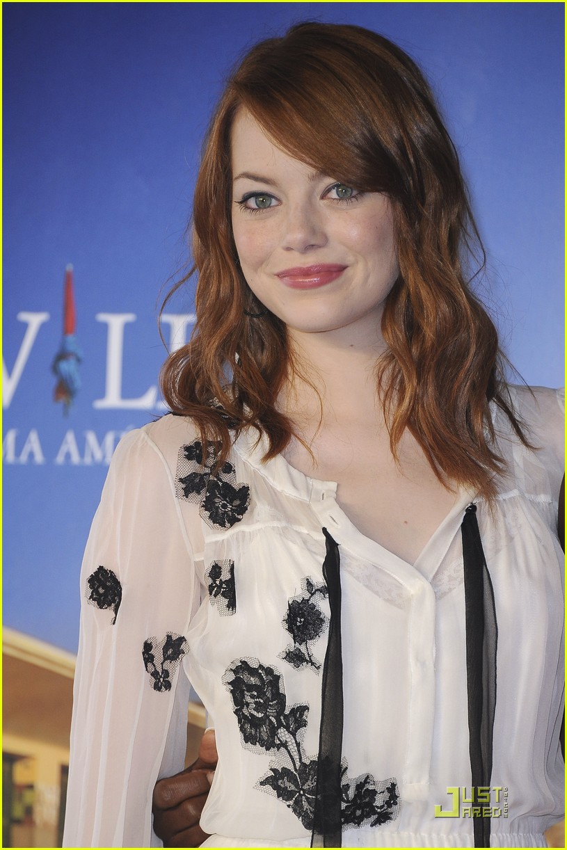 Emma Stone: 'The Help' is Human | Photo 434765 - Photo Gallery | Just ...