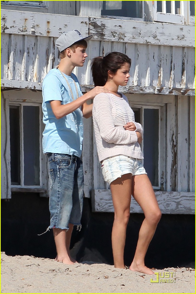 Selena Gomez & Justin Bieber Paradise Cove Lovebirds! Photo 438190