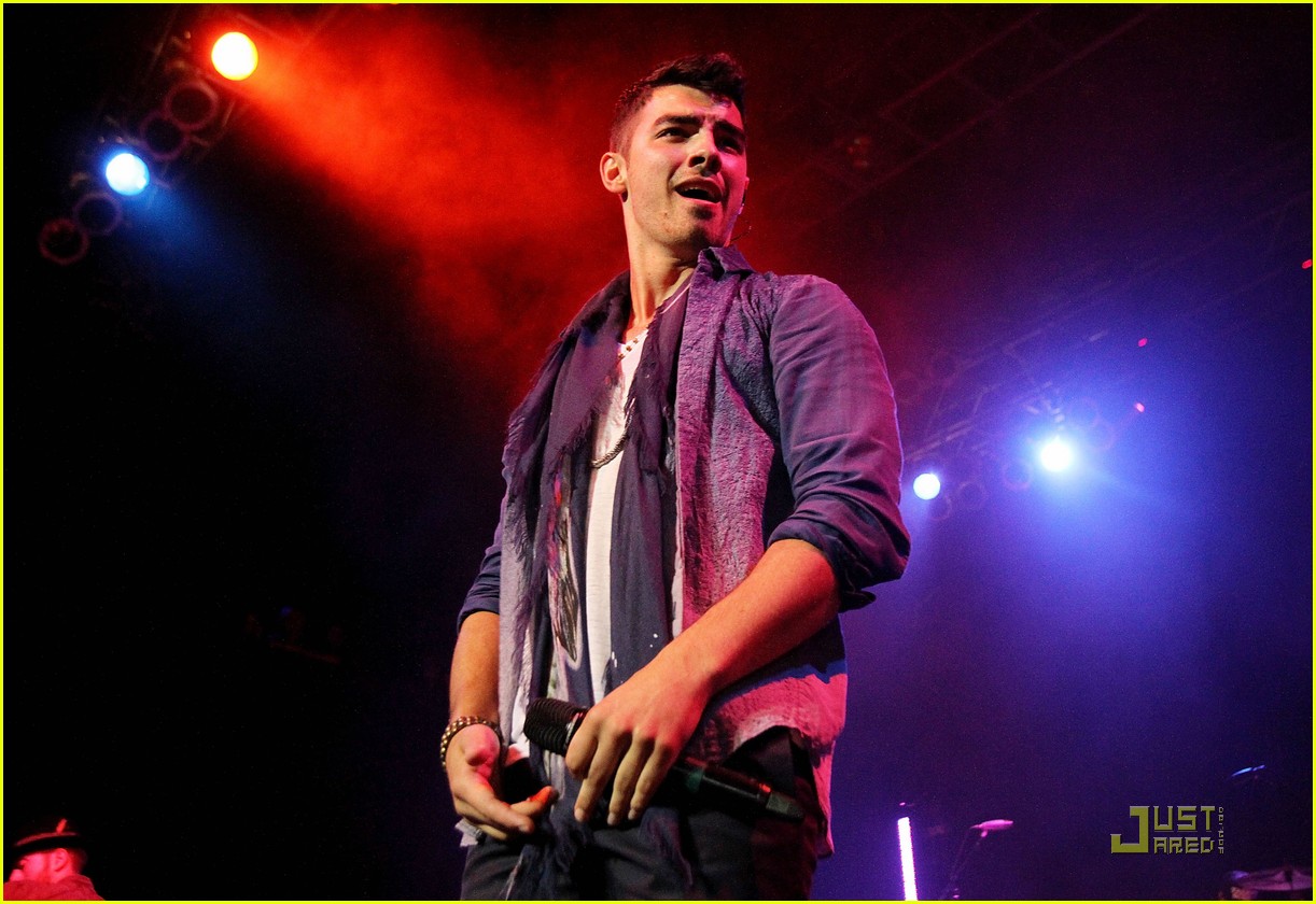 Joe Jonas: House Of Blues Boy! 