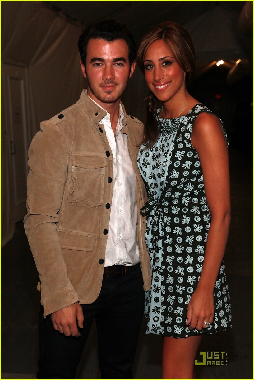 Kevin & Danielle Jonas: Anna Sui Sweethearts | Photo 436656 - Photo ...