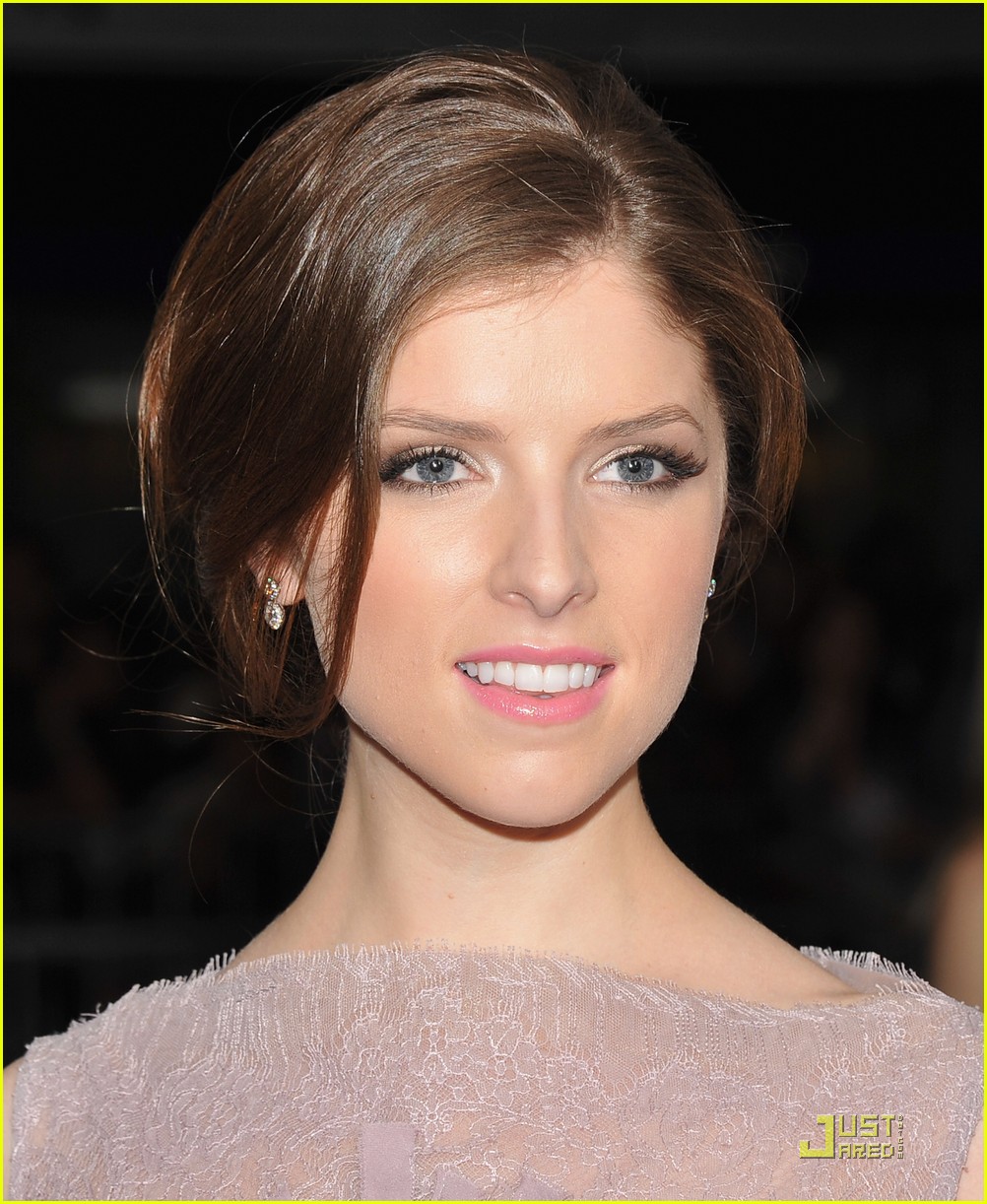 Anna Kendrick: '50/50' Premiere in New York! | Photo 439245 - Photo ...