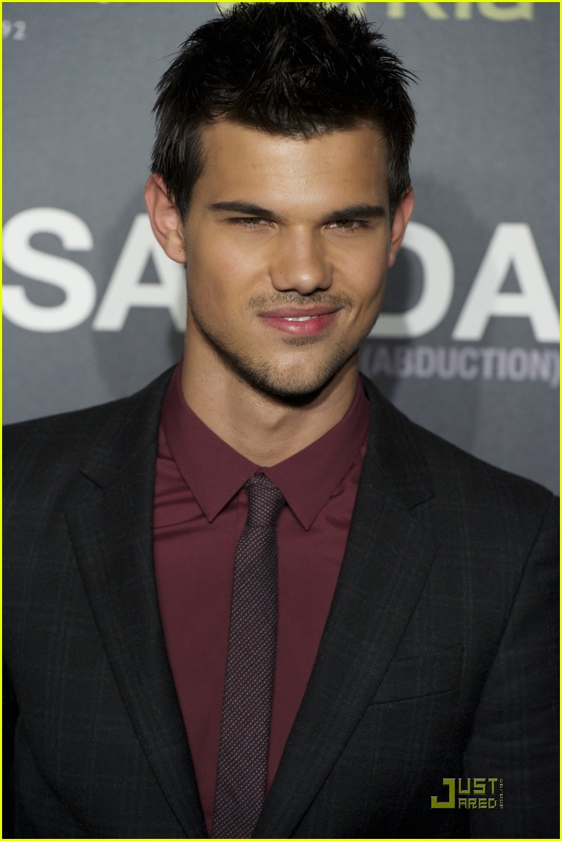 Taylor Lautner: I'm A Huge Fan of Cheryl Cole | Photo 439659 - Photo ...