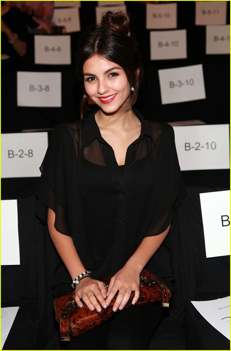 Victoria Justice: Badgley Mischka Beauty | Photo 436407 - Photo Gallery