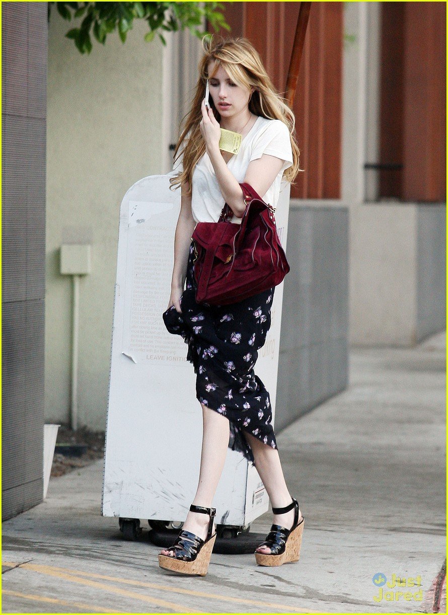 Emma Roberts: Pressed Juicery Gal | Photo 440072 - Photo Gallery | Just