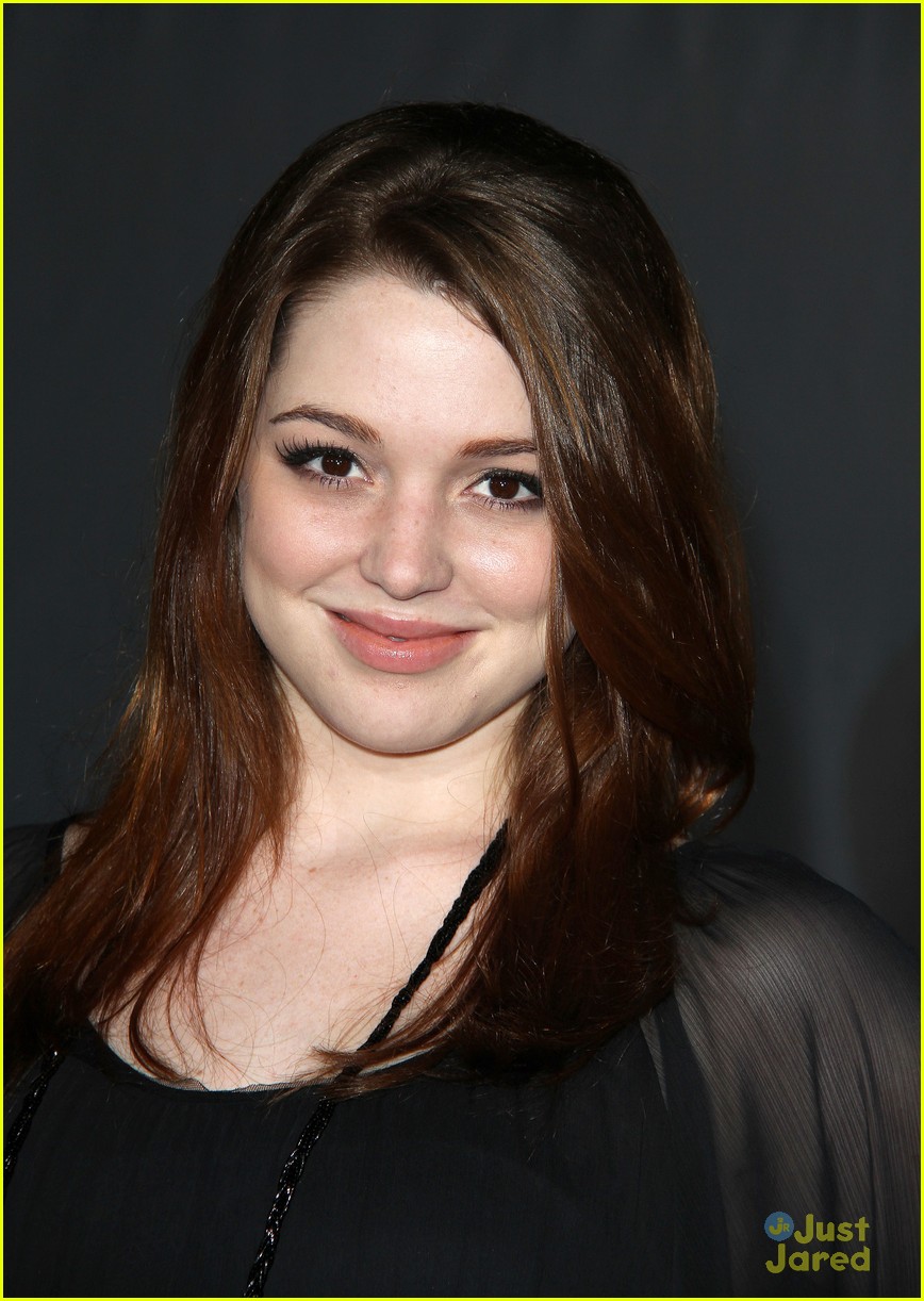 Jennifer Stone 'I Want To Get Back To Drama' Photo 443454 Photo