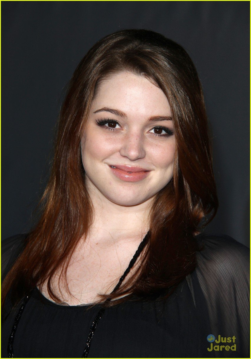 Jennifer Stone: 'I Want To Get Back To Drama' | Photo 443457 - Photo ...