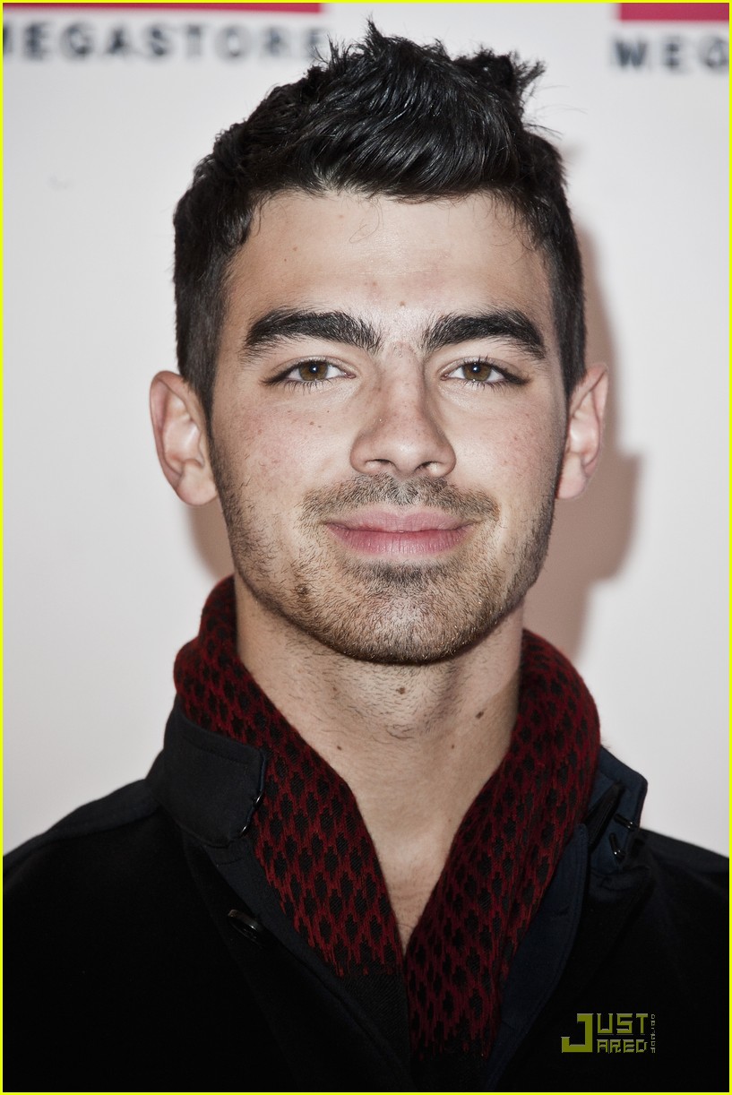 Full Sized Photo of joe jonas virgin megastore france 06 Joe Jonas