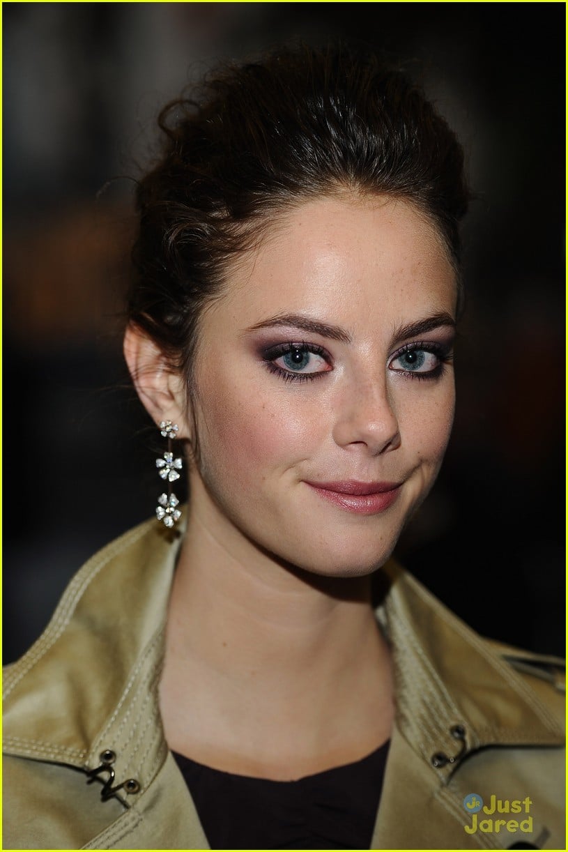 Kaya Scodelario: &lsquo;Wuthering Heights&rsquo; London Premiere! | Photo 443815