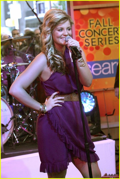 Full Sized Photo of lauren alaina good morning america 05 | Lauren