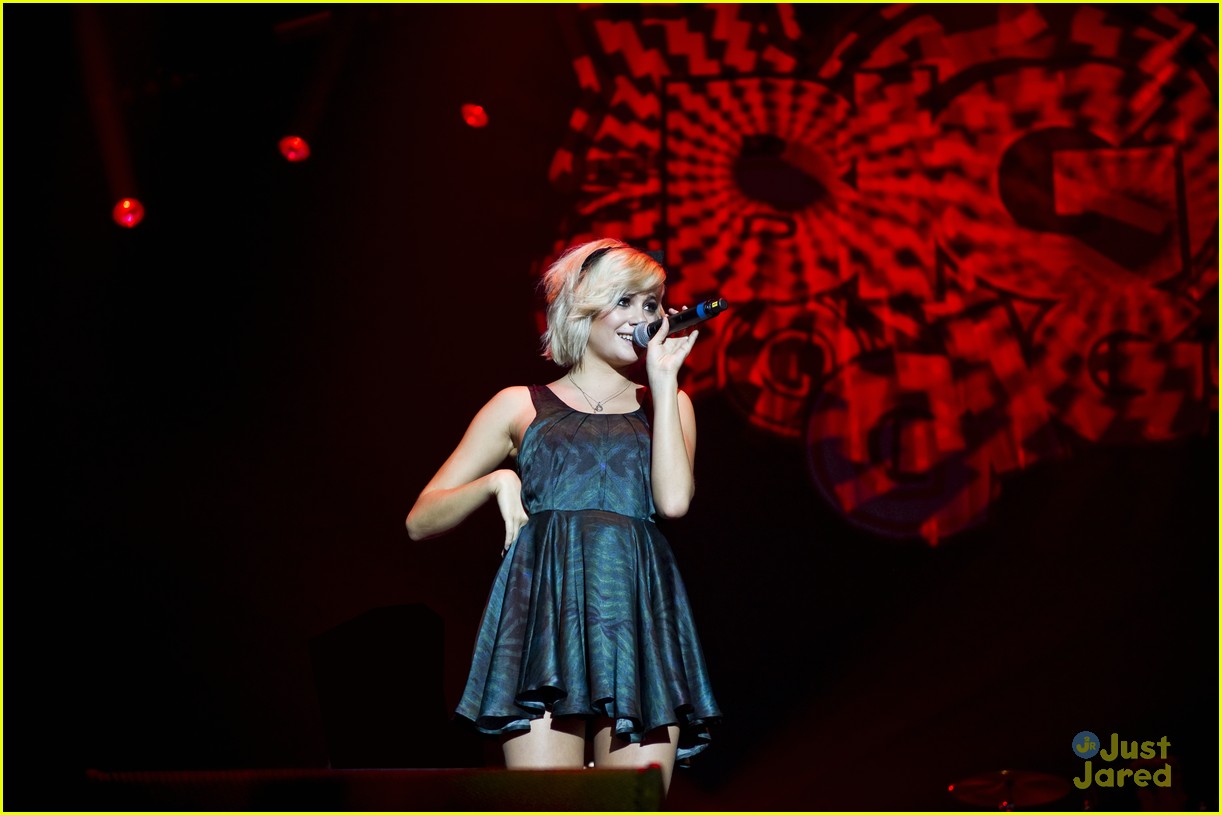 Pixie Lott: GirlGuiding Big Gig! | Photo 439997 - Photo Gallery | Just