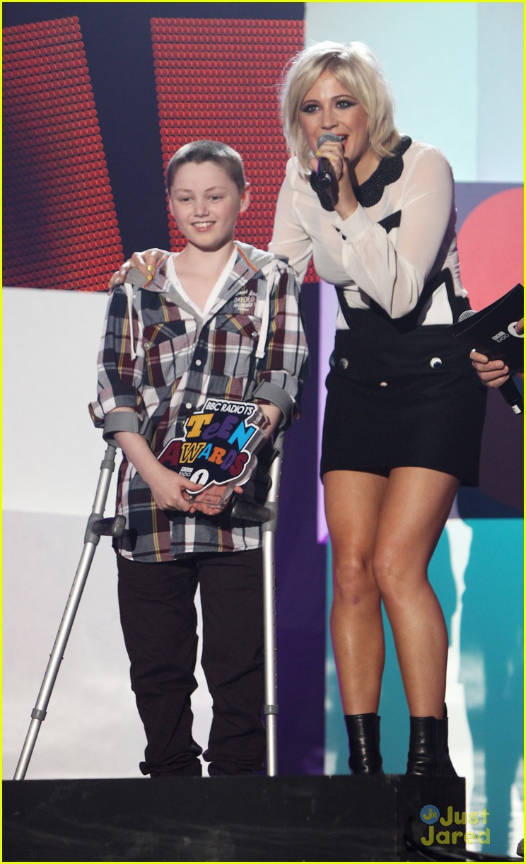 Full Sized Photo of pixie lott bbc teen awards 19 | Pixie Lott: 'BBC
