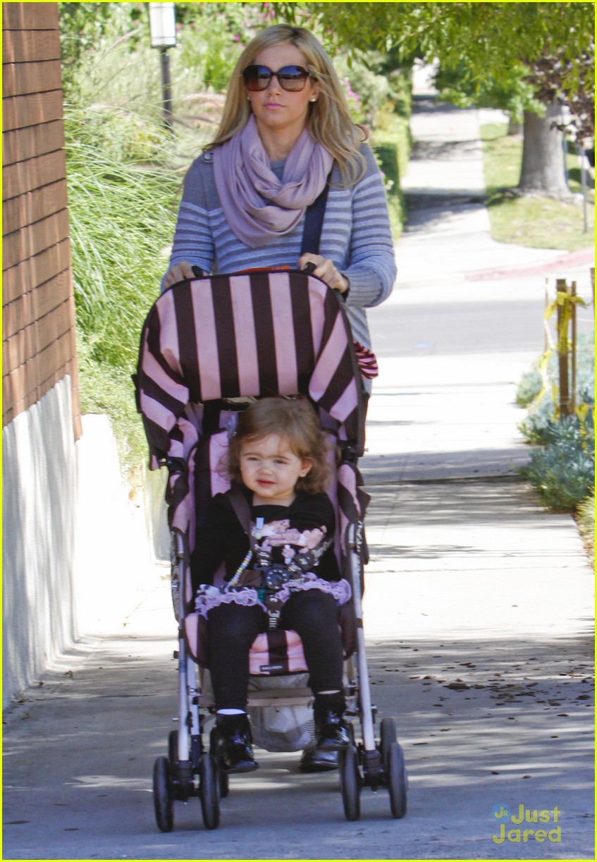 Ashley Tisdale Out and About with Her Niece Mikayla in Toluca Lake