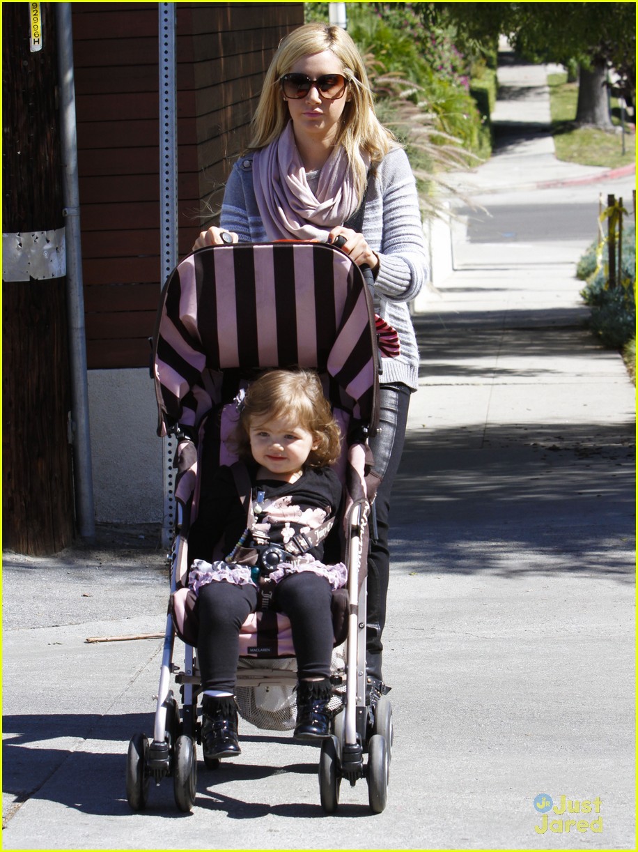 Ashley Tisdale Out and About with Her Niece Mikayla in Toluca Lake