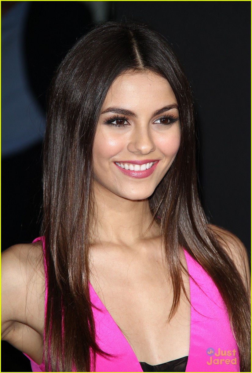 Victoria Justice: 'Footloose' Premiere Pretty | Photo 440430 - Photo ...