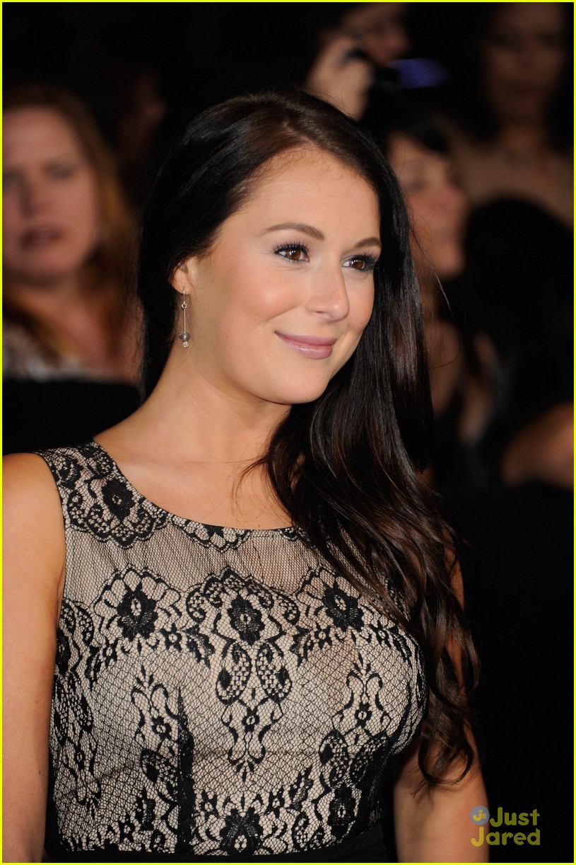 Full Sized Photo Of Alexa Vega Bd Premiere 02 Alexa Vega Breaking