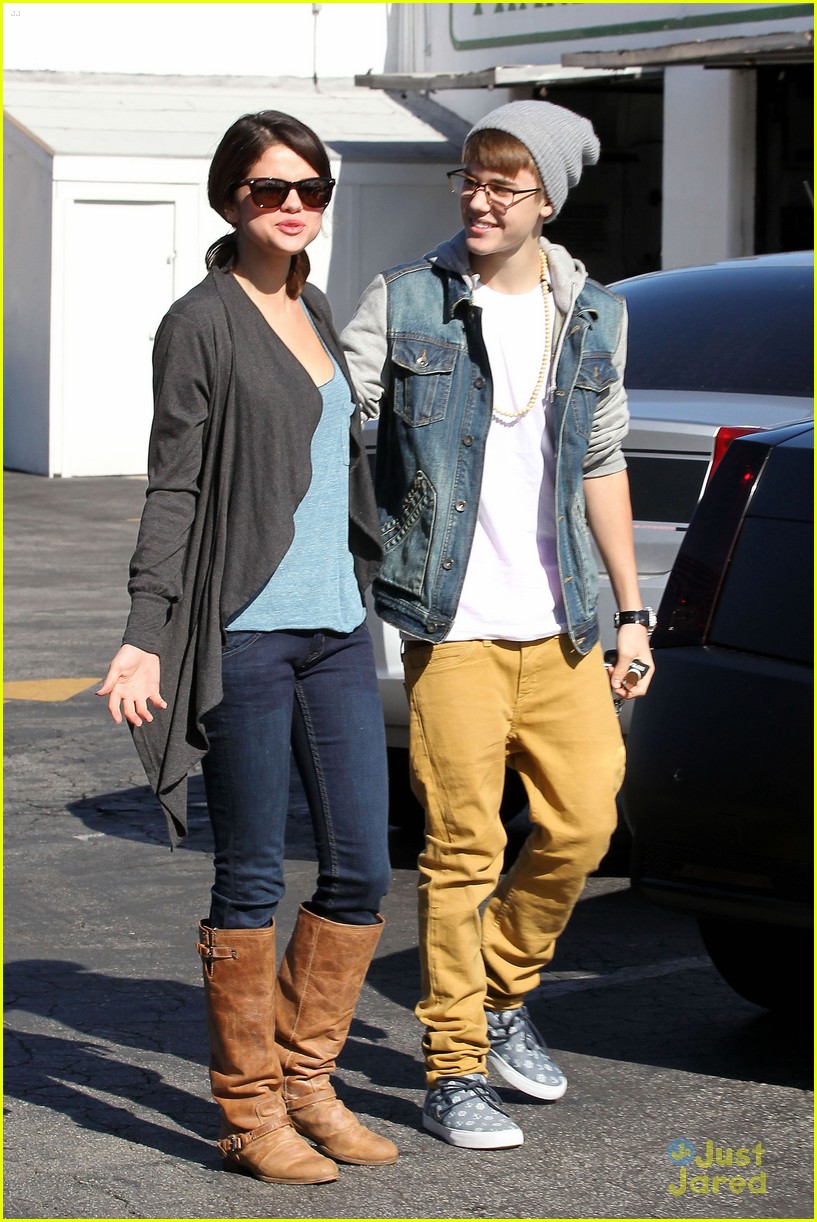 Selena Gomez & Justin Bieber: IHOP Breakfast! | Photo 449162 - Photo ...